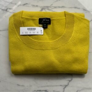 J. Crew Long sleeve everyday cashmere burnished citron sz M